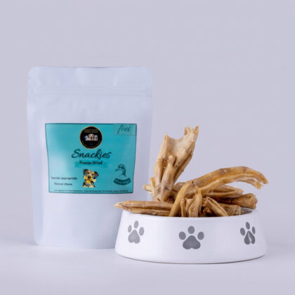 Freeze-dried duck feet